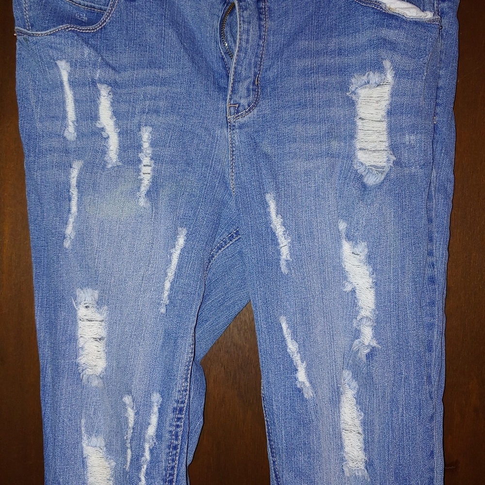 Deconstructed skinny jeans